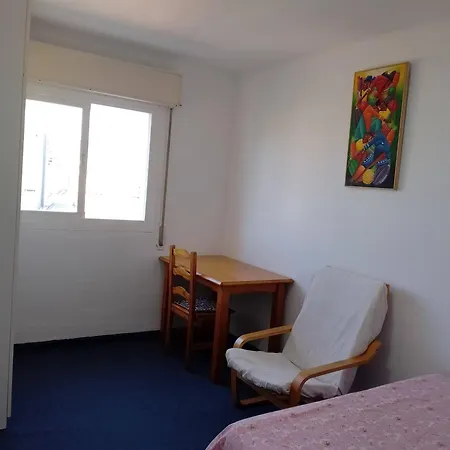 Privada Centro Cerca De La Estacion De Tren Maria Zambrano Y Del Centro Historico Y De La Playa Homestay Malaga