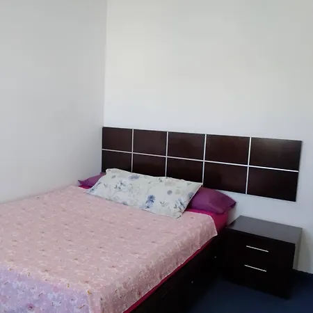 Privada Centro Cerca De La Estacion De Tren Maria Zambrano Y Del Centro Historico Y De La Playa Homestay *