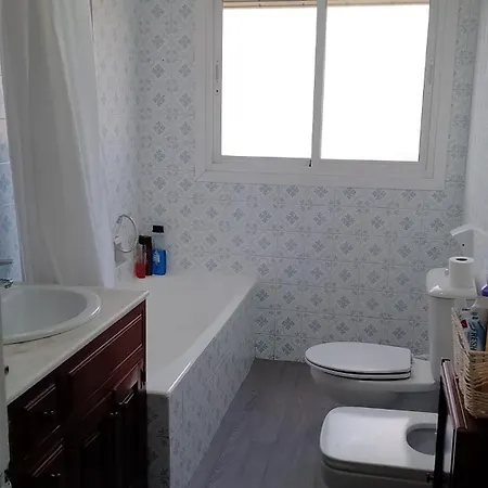 Privada Centro Cerca De La Estacion De Tren Maria Zambrano Y Del Centro Historico Y De La Playa Homestay Malaga