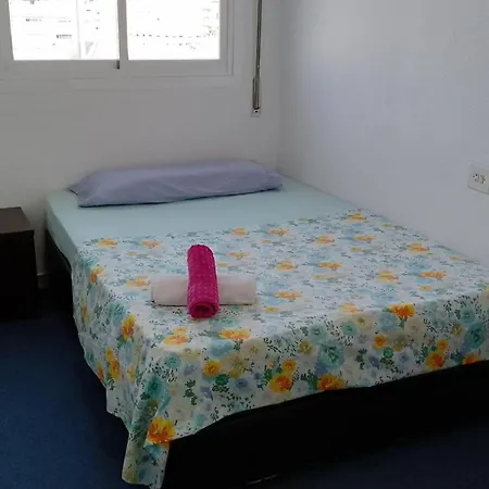 Privada Centro Cerca De La Estacion De Tren Maria Zambrano Y Del Centro Historico Y De La Playa Homestay Malaga